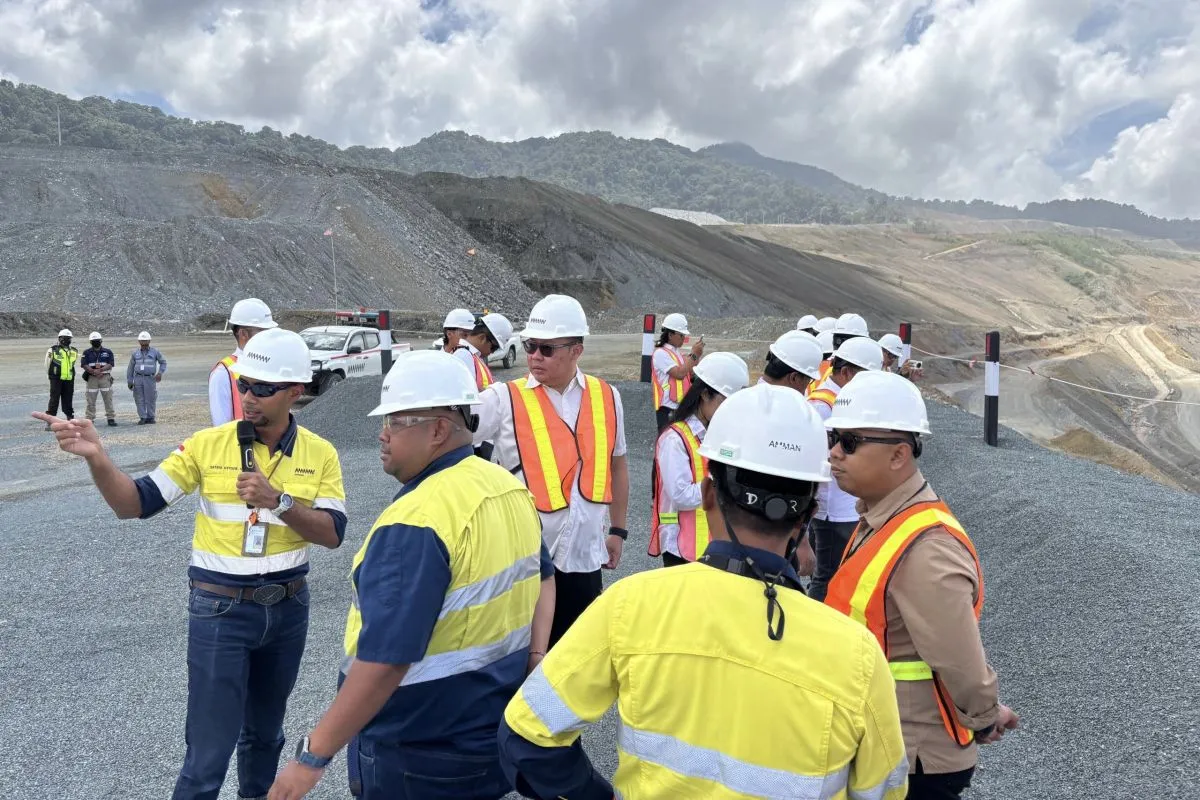 Imigrasi temukan indikasi pelanggaran usai periksa 1.698 TKA di NTB