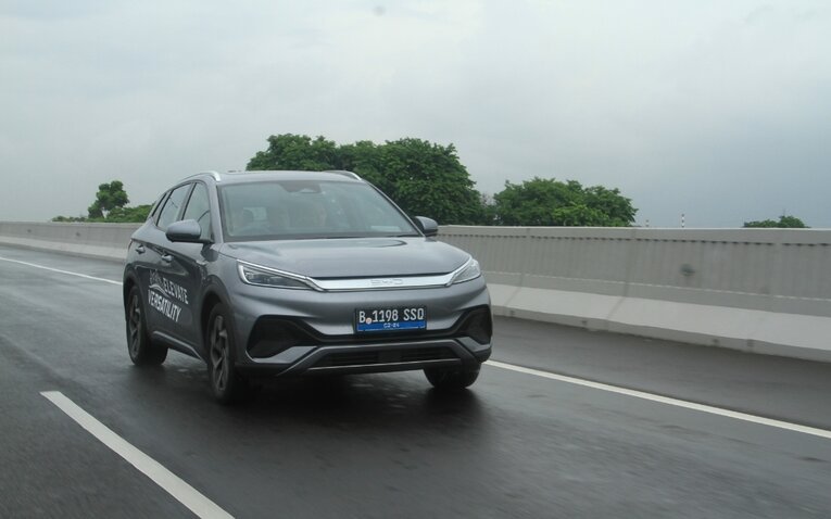 Jajal Mobil Listrik BYD Atto 3, Jakarta-Bandung Tenaganya Gaspol