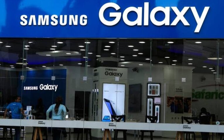 Samsung Bukan Lagi Raja Ponsel di Dunia, Kalah dengan Apple?