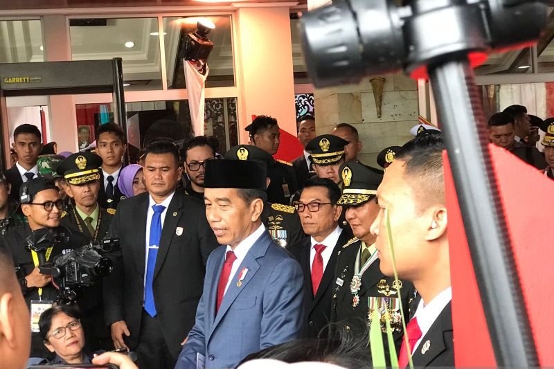 Kenaikan Pangkat Prabowo, Jokowi: Bukan Bagian dari Transaksi Politik