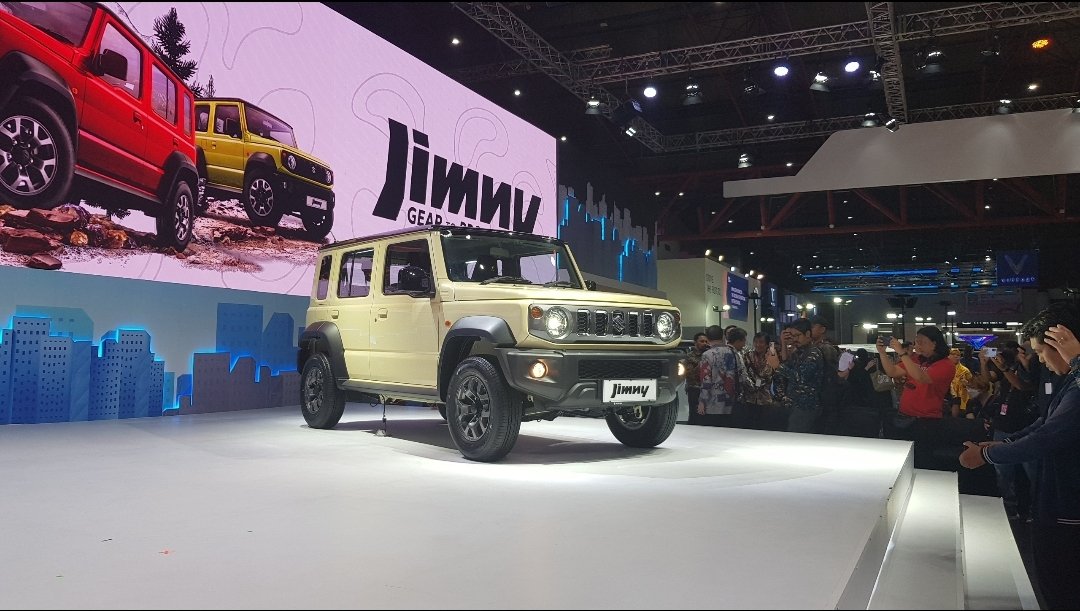 Suzuki Jimny 5 Pintu resmi meluncur di IIMS 2024. Foto: apakabar.co.id