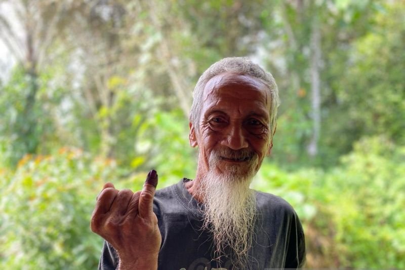 Pinta dari Sungai Utik Kalimantan untuk Pemimpin Baru