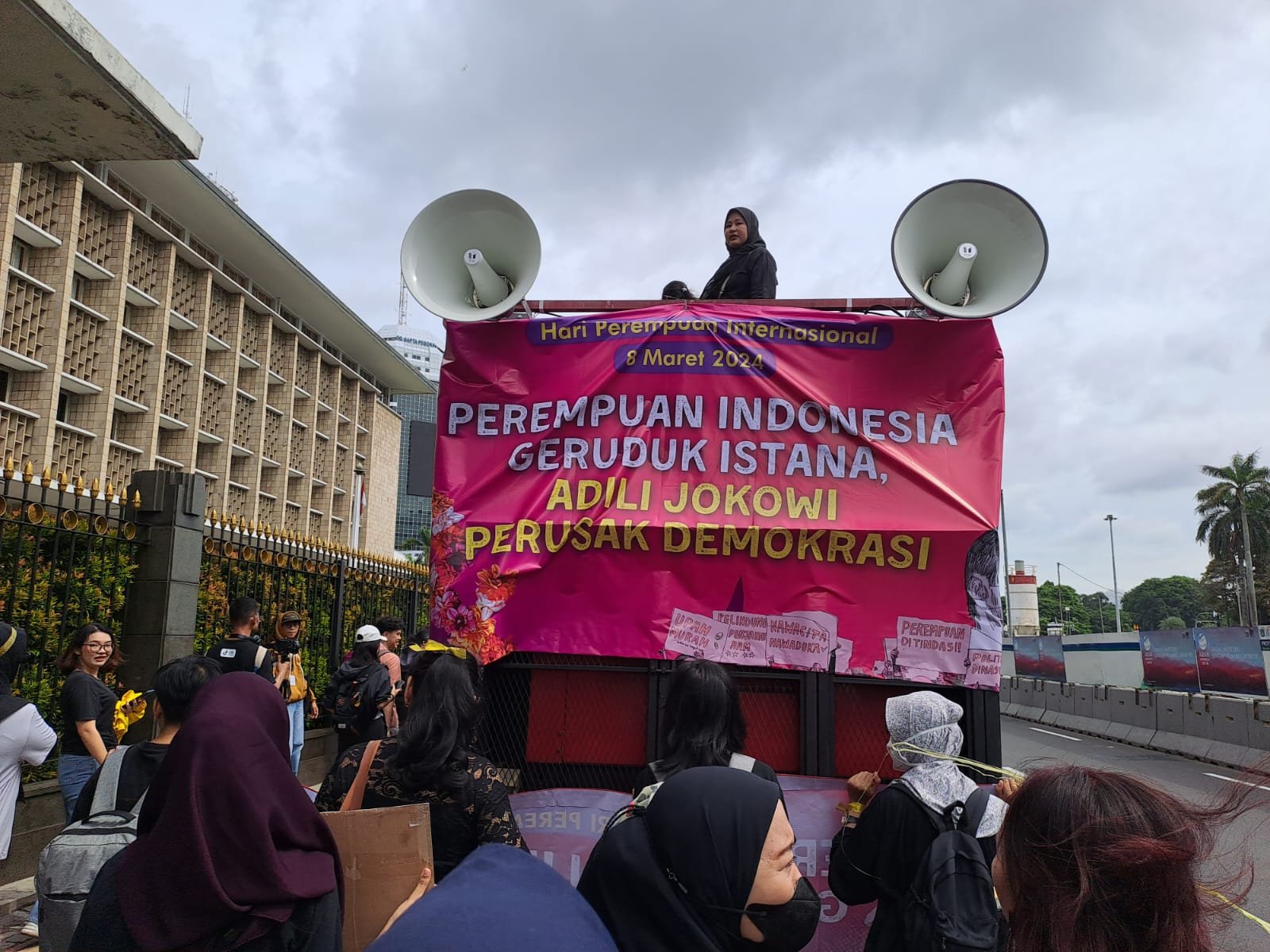 International Women’s Day 2024, Aliansi Perempuan Indonesia Geruduk Istana