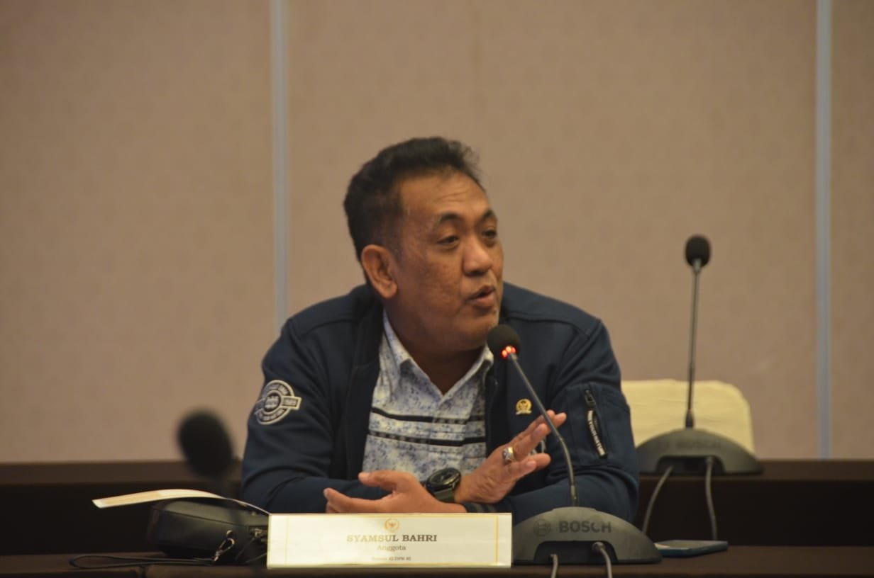 Bang Syamsul Gaungkan Lagi Kambatang Lima dan Gambut Raya dari Senayan