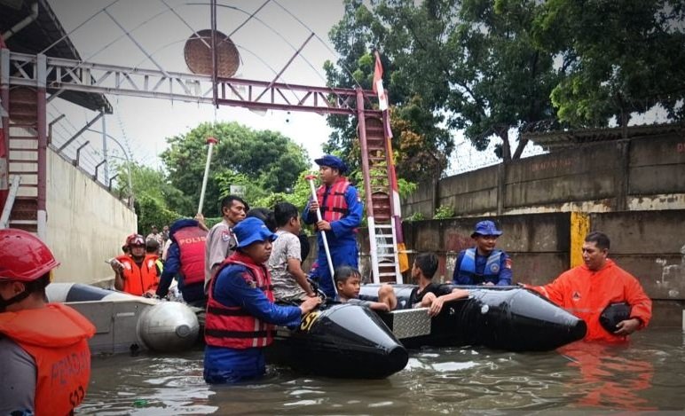 12 Daerah Berstatus Siaga-Waspada Cuaca Ekstrem