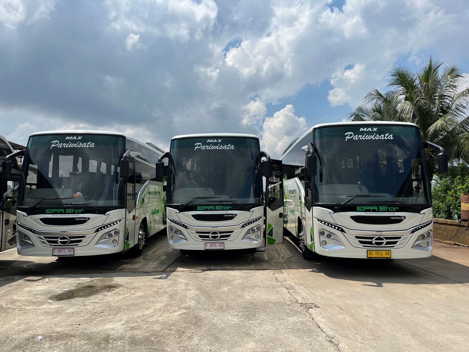 PO Epa Star Beli 6 Unit Hino Bus, Siap Libas Jalur Sumatra