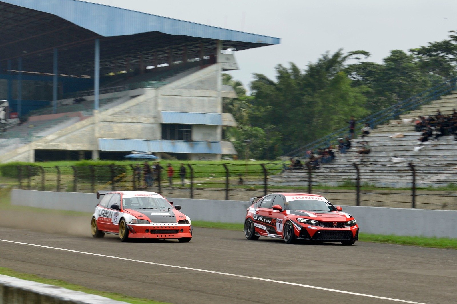 Dua Pembalap Andalan HRI Raih Kemenangan pada Seri Pembuka ISSOM 2024