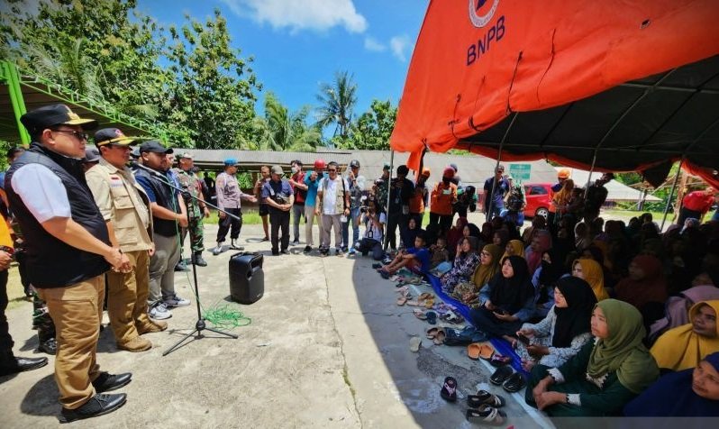BNPB Perbaiki Rumah Rusak Akibat Gempa di Pulau Bawean