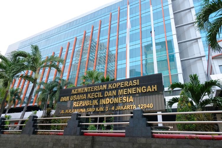 Kemenkop UKM Terbitkan Aturan Atasi Masalah Laporan Keuangan Koperasi