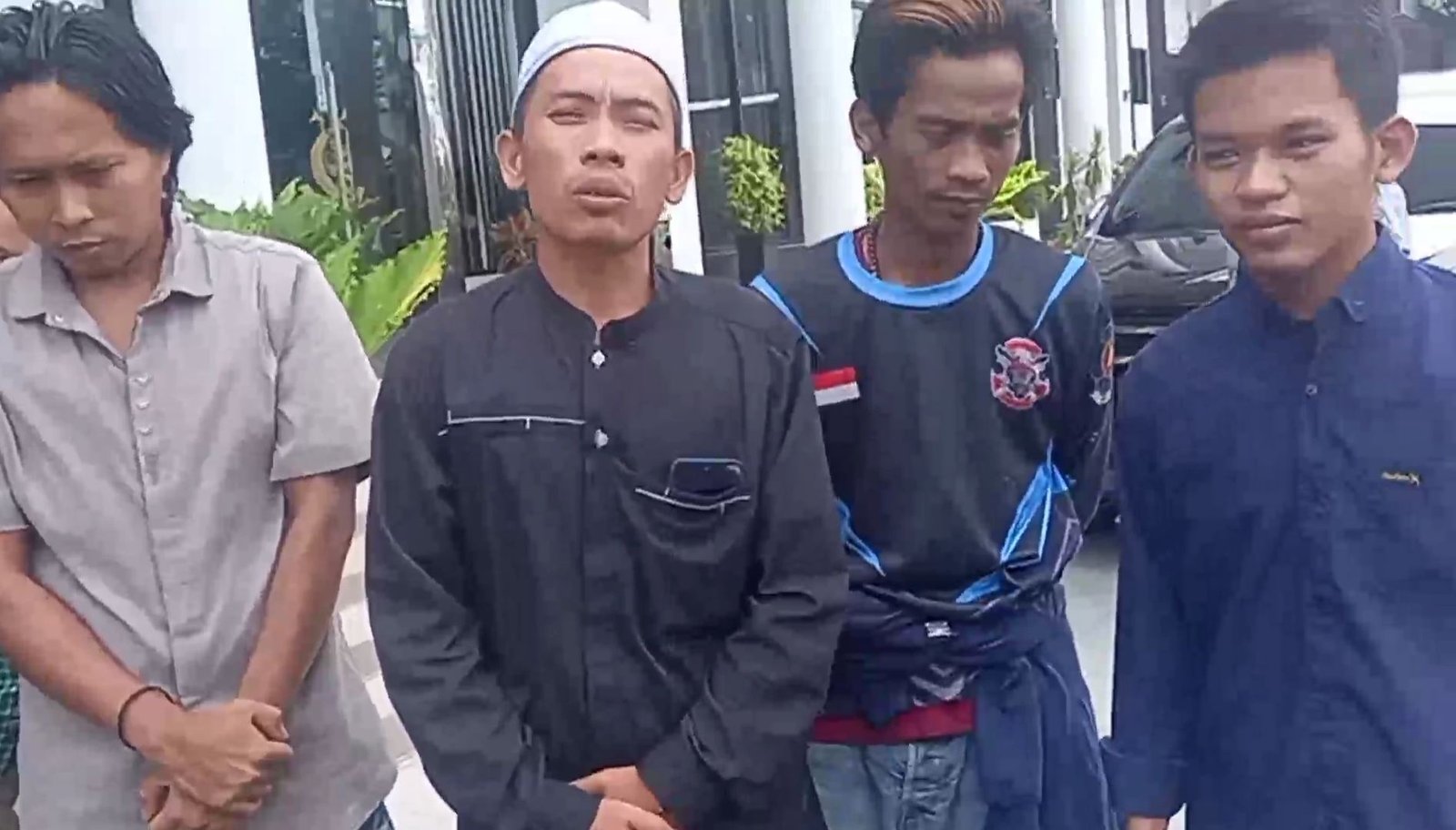 Kades Bajawit Dituntut 5 Bulan, Warga Minta Setimpal