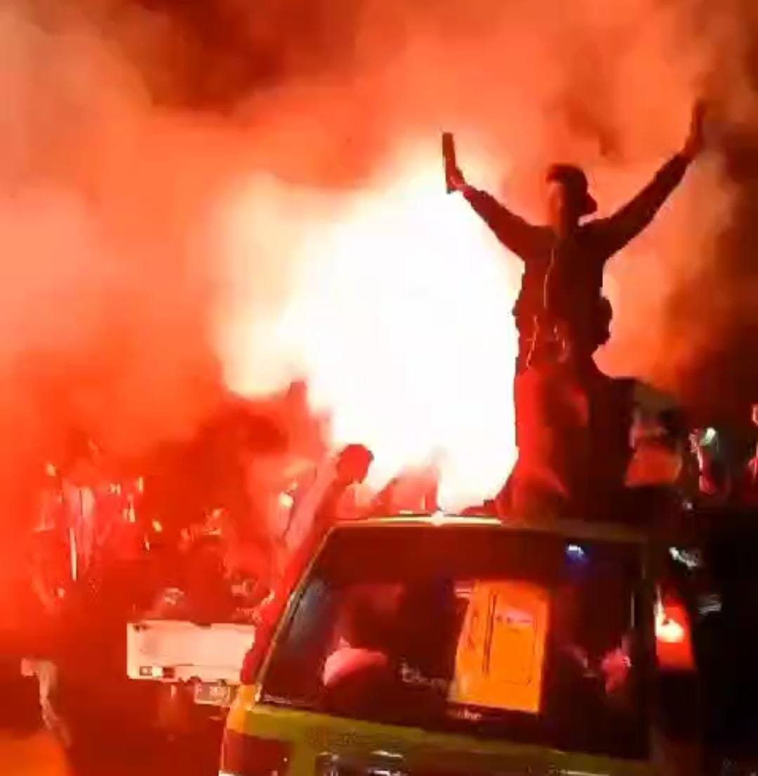 Istana Presiden Cipanas Menyala di Malam Lebaran!