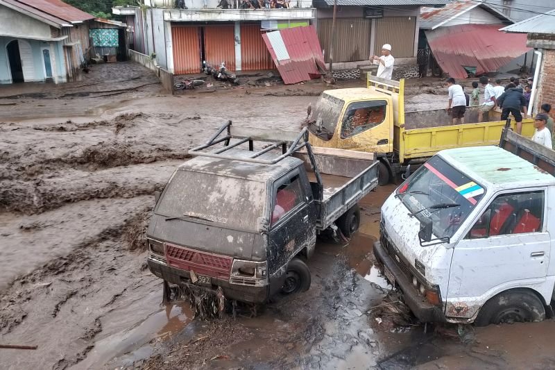 Banjir Lahar Dingin Gunung Marapi, Badan Geologi Imbau Warga Jauhi Aliran Sungai