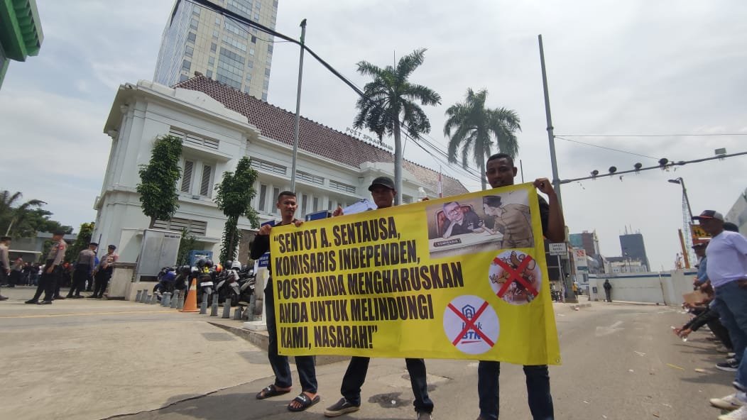 Dana Investasi Rp 7,5 Miliar Raib, Gedung BTN Diboikot Massa