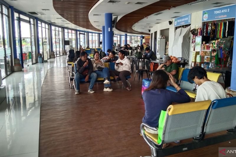 Tiket Pesawat Bali-Jakarta Ludes, Wisatawan Beralih ke Transportasi Bus