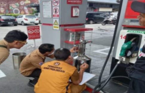 Jelang Mudik, Disdagin Kota Bandung Gencarkan Pengecekan Takaran BBM di SPBU