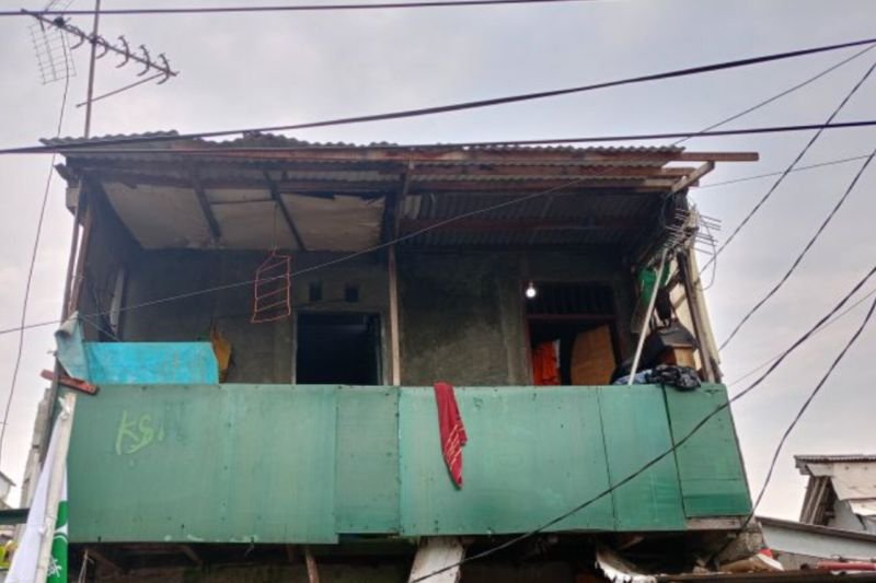 Wujudkan Rumah Sehat, 15 Rumah Kumuh di Tanah Tinggi Direnovasi Pemprov DKI