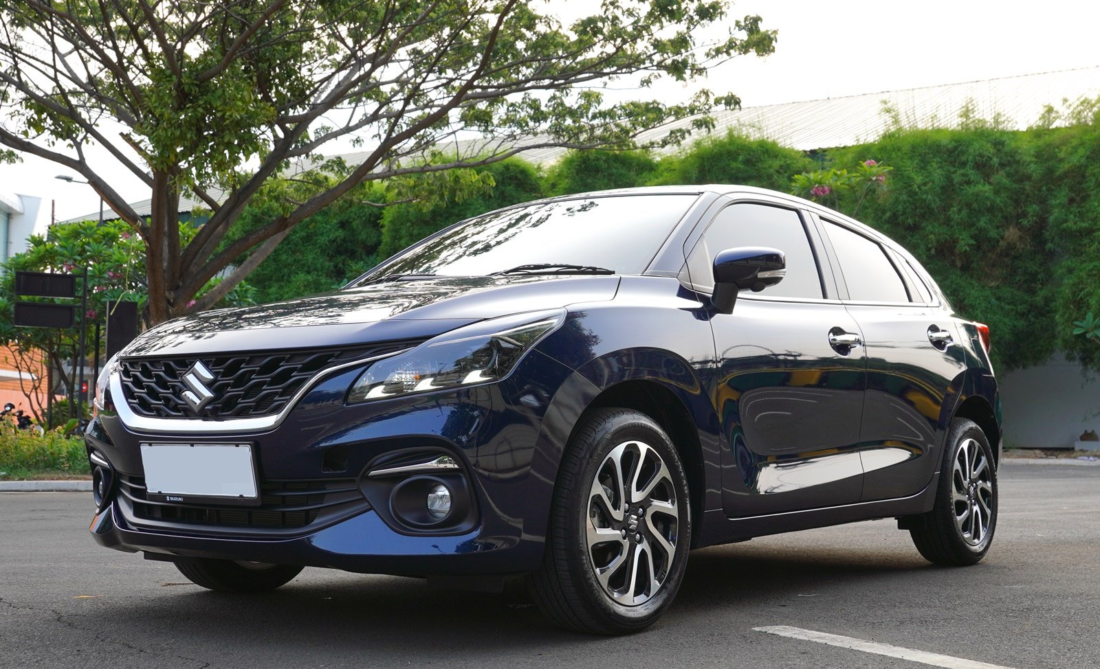 Suzuki Baleno menjadi incaran kalangan pekerja muda. Foto: dok. SIS