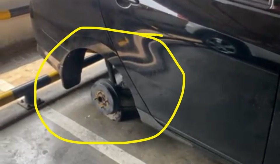 Ban Mobil Hilang Saat Parkir di Jakpus, Polisi Periksa CCTV