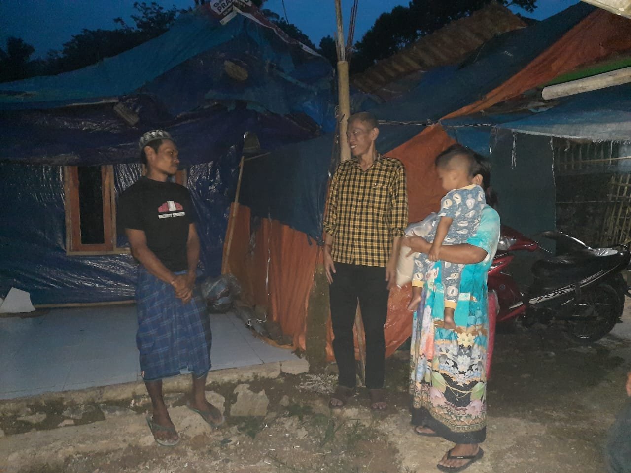 53 Keluarga Asal Kampung Cisarua Masih Bertahan di Tenda Pasca-Gempa Cianjur