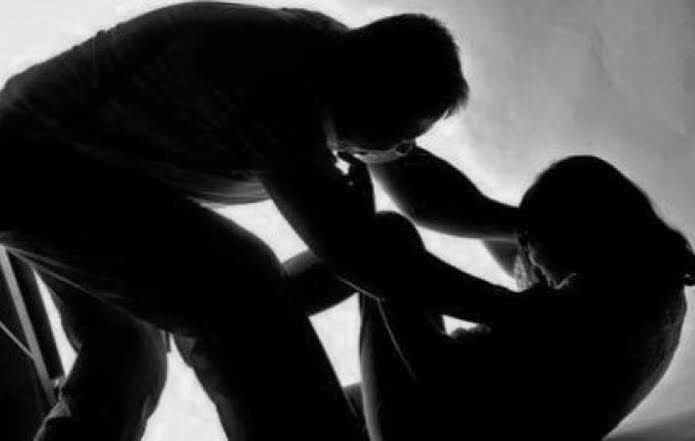 Pria Paruh Baya Ditangkap Polisi karena Perkosa Anak Tiri Berkali Kali Saat Istri Bekerja