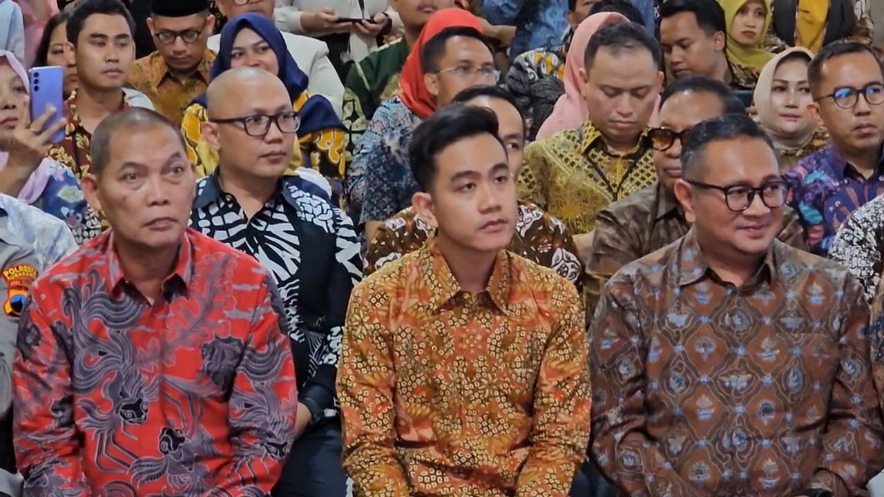 Gibran Dukung Pengembangan Helikopter Wisata di Kota Solo