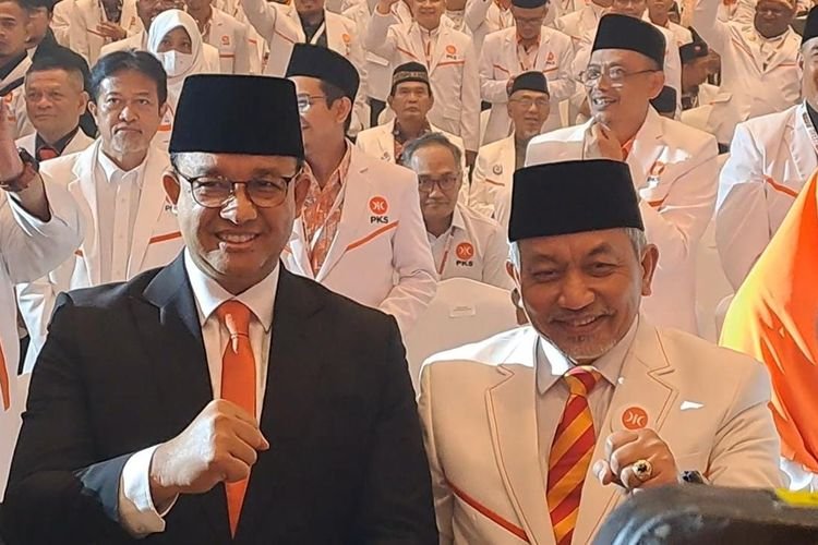 Mantan Gubernur DKI Jakarta Anies Baswedan dan Wakil Ketua Dewan Syuro PKS Sohibul Iman. Foto via Kompas.com
