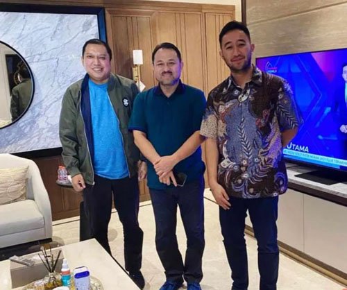 Habib Banua (kiri) Gandeng Cucu Mantan Gubernur Ir HM Said, Rian Zulfikar (kanan) untuk maju Wali Banjarmasin 2024. FOTO/Dok. Istimewa