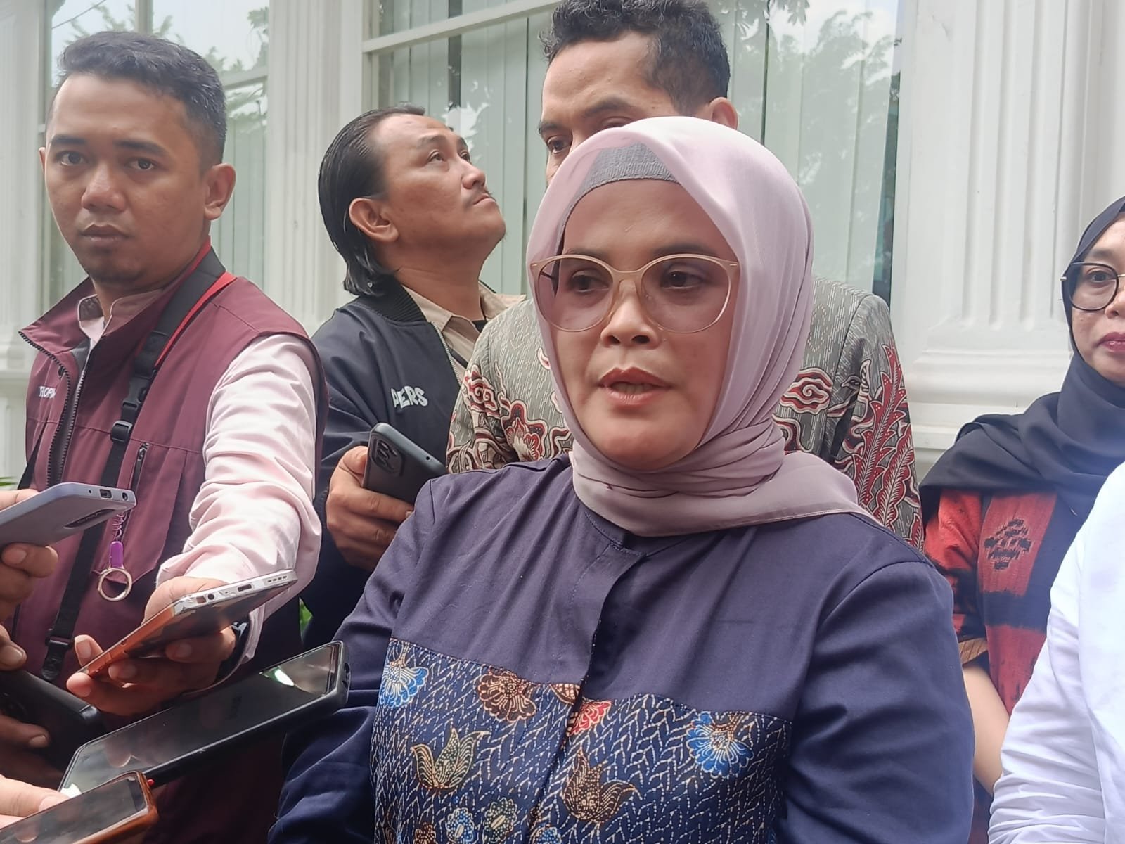 Komisioner Bawaslu Dikritik Jelang Pilkada 2024, Lolly: Jangan Baper! 