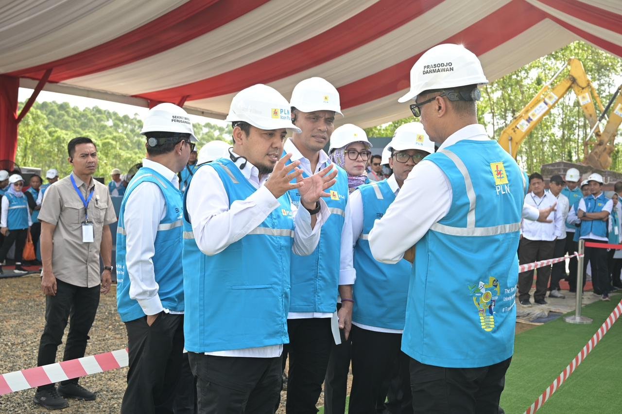 PLN Icon Plus bersama PLN Groundbreaking Pusat Telekomunikasi dan Digitalisasi di IKN