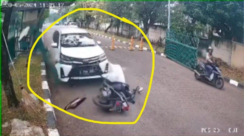 Minibus Tabrak dan Seret Pemotor hingga Tewas di PIK