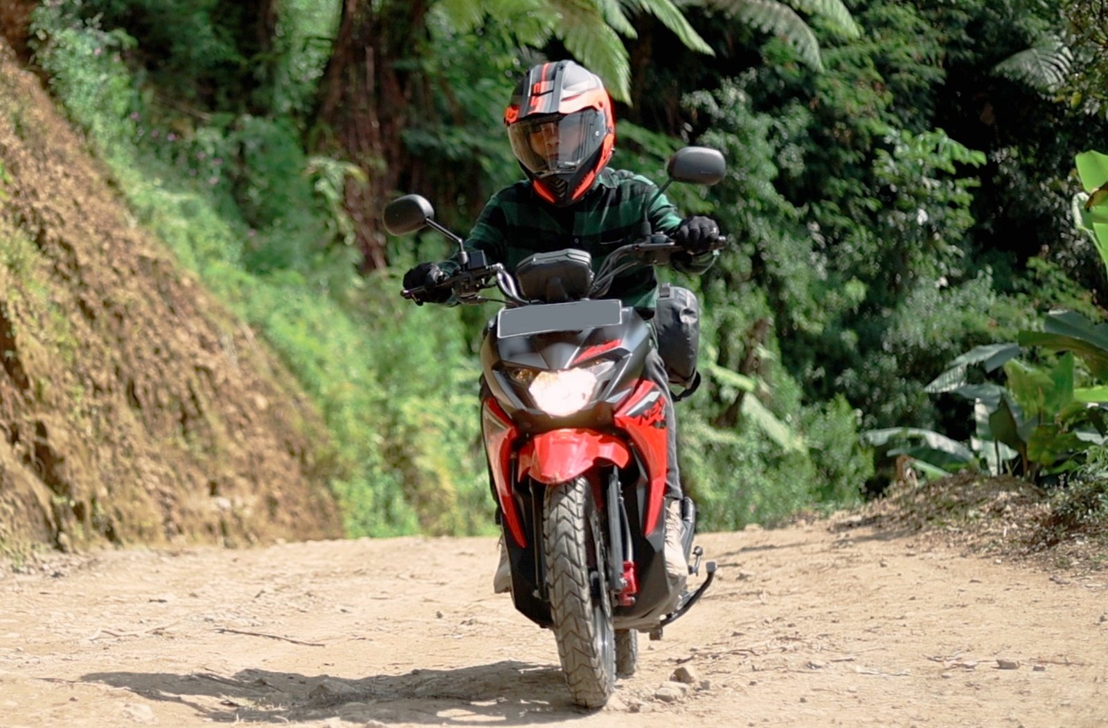 Tips jitu membeli sepeda motor baru. Foto: dok. Suzuki