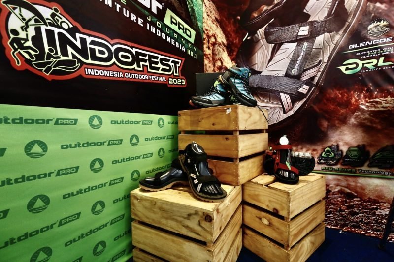 Harga Miring Alat Outdoor di Indofest dan Peluang Jastip