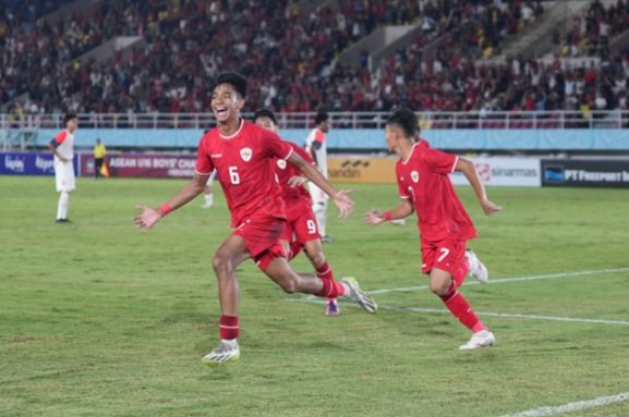 Timnas Indonesia U-16 kalahkan Filipina pada laga lanjutan Piala AFF U-16 2024 di Stadion Manahan, Solo, Senin (24/6). Foto: PSSI