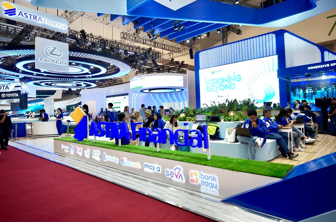 Booth Astra Financial di GIIAS 2024 mengusung Visioning Beyond. Foto: apakabar.co.id/Denny