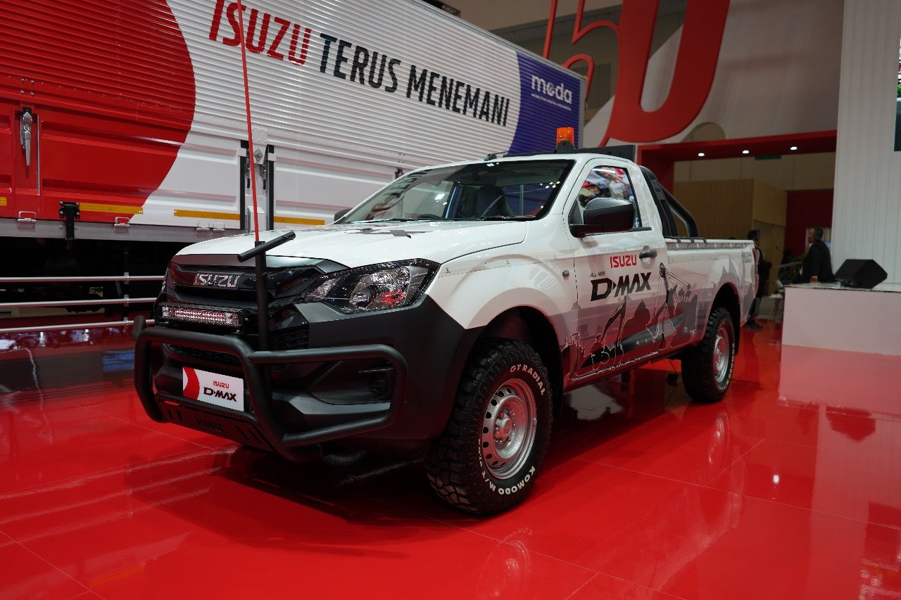 Isuzu D-Max hadir di GIIAS 2024. Foto: dok. IAMI