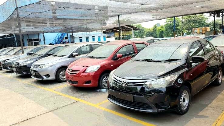 Kinerja penjualan mobil bekas mengalami tren positif dan stabil dibanding penjualan mobil baru di Tanah Air. Foto: dok. OLX