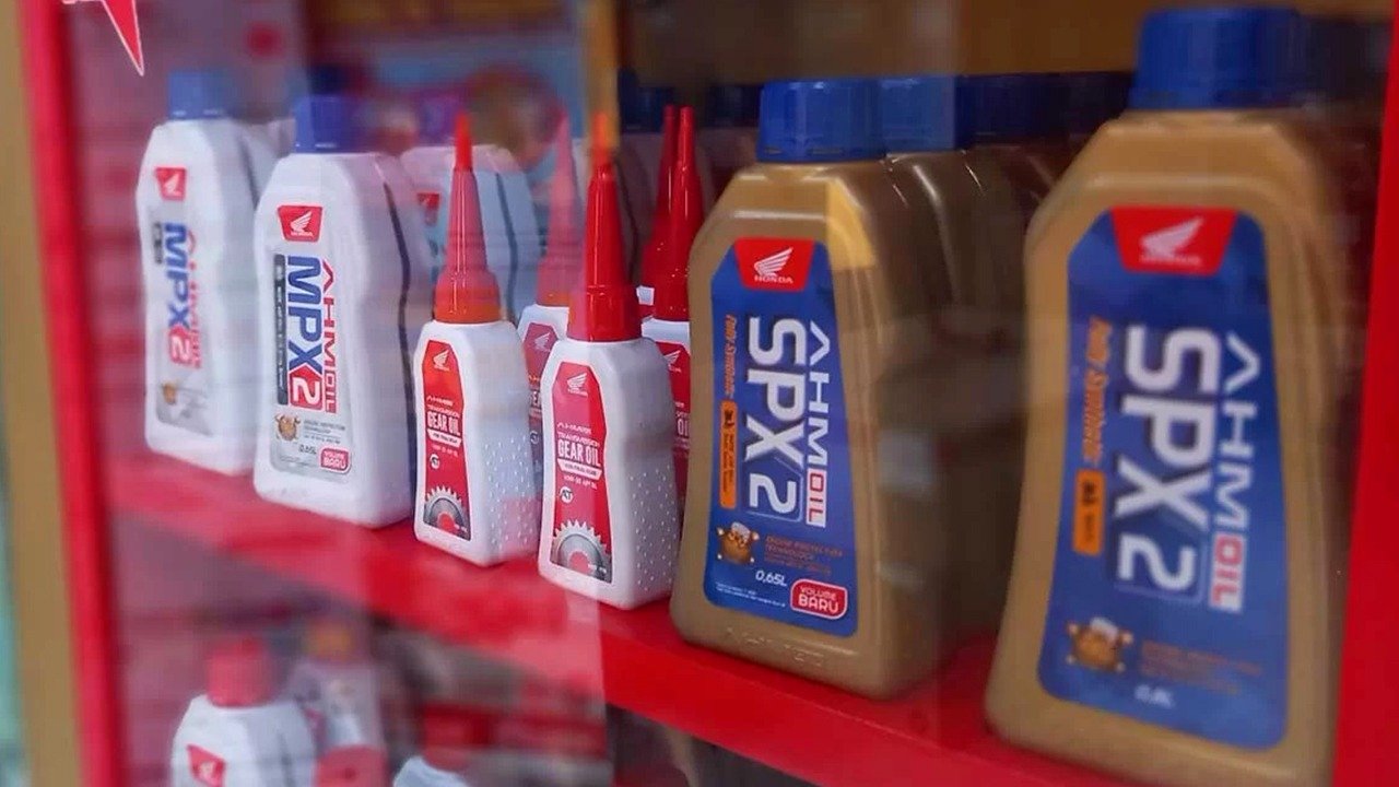 Bahaya Pakai Oli Palsu pada Motor, Jangan Dianggap Enteng Bestie