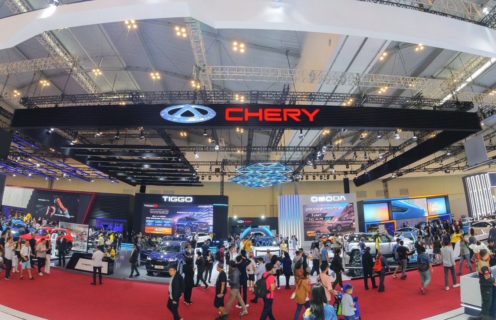 Chery berhasil jual lebih dari 1.000 kendaraan di GIIAS 2024. Foto: dok. CSI