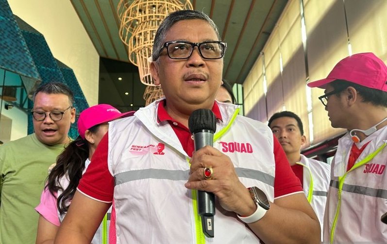 Airlangga Mundur dari Ketum Golkar, PDIP: Kabar Mengejutkan
