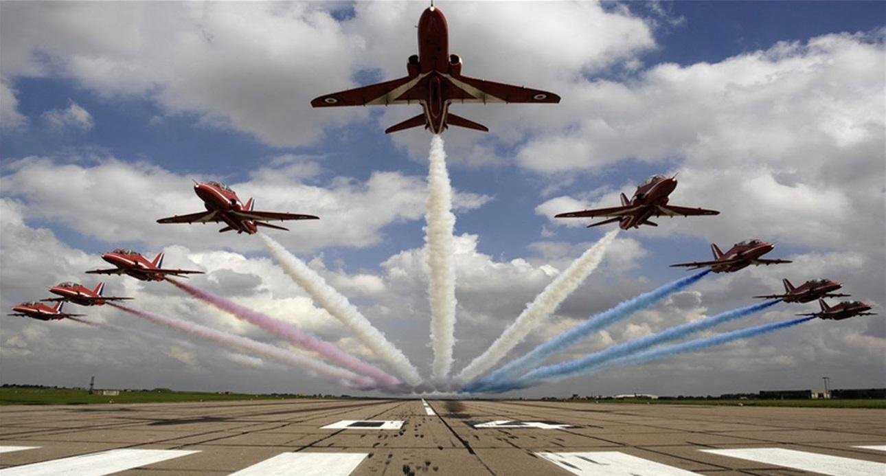 Ilustrasi - penampilan flying diplay di Swiss Airshow 2024. Foto: dok. s-ge.com