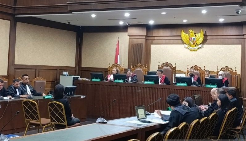 Manajer PT Quantum Skyline Exchange (QSE) Helena Lim dalam sidang pembacaan surat dakwaan di Pengadilan Tindak Pidana Korupsi (Tipikor) Jakarta, Rabu (21/8/2024). Foto: ANTARA