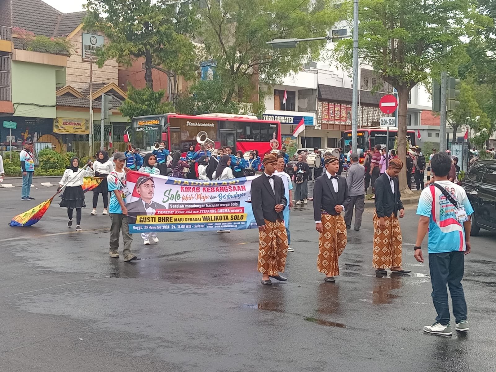 Pegiat Budaya dan Komunitas Seniman Pawai Kebangsaan Dukung Gusti Bhre