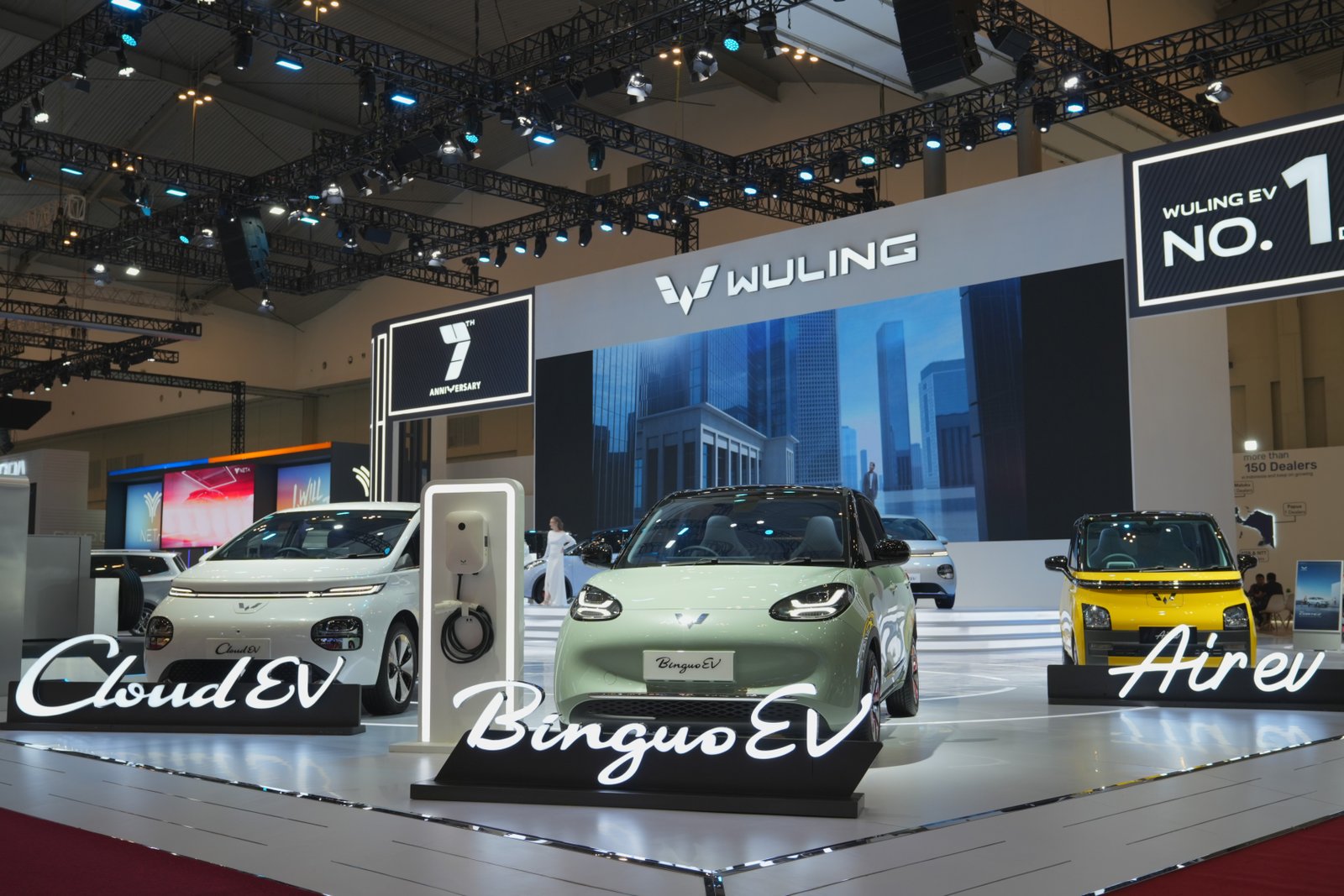 Semua Wuling EV ABC Stories yang meraih penghargaan telah diproduksi di pabrik Wuling Cikarang dan telah memenuhi TKDN. Foto: dok. Wuling