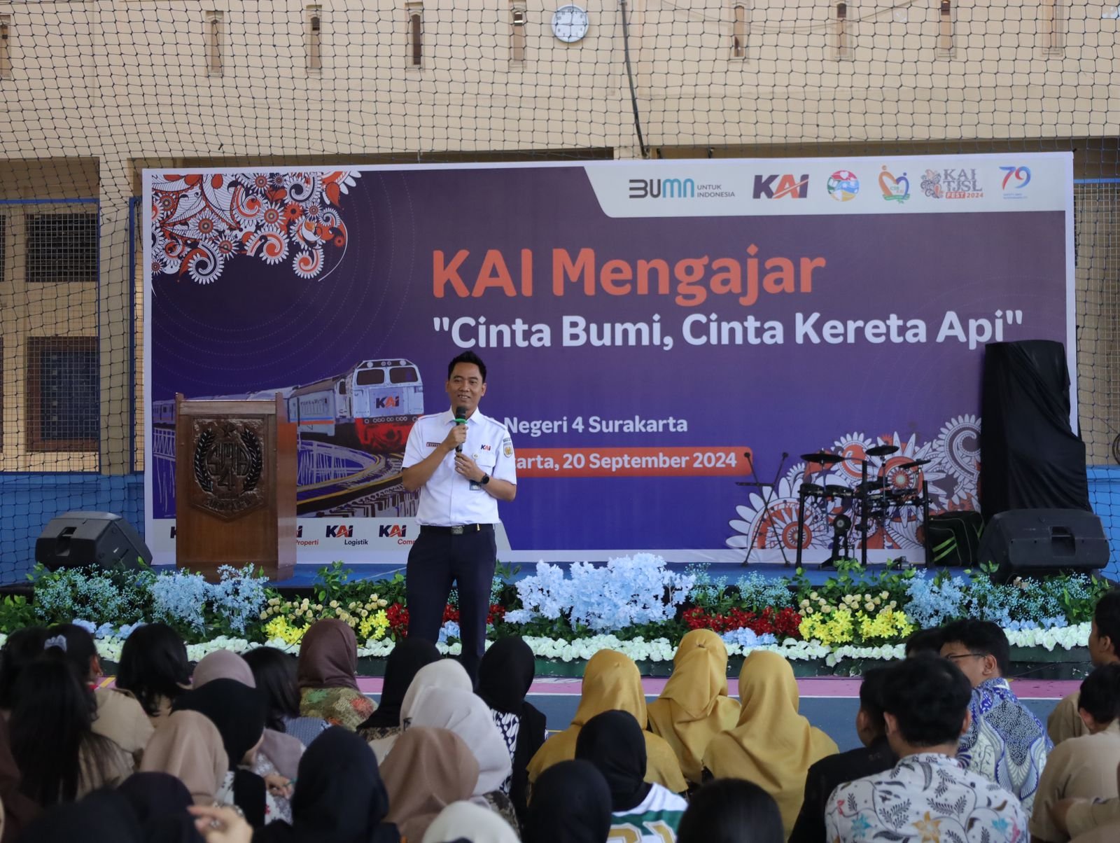 Peduli Pendidikan, KAI Hadirkan Program KAI Mengajar