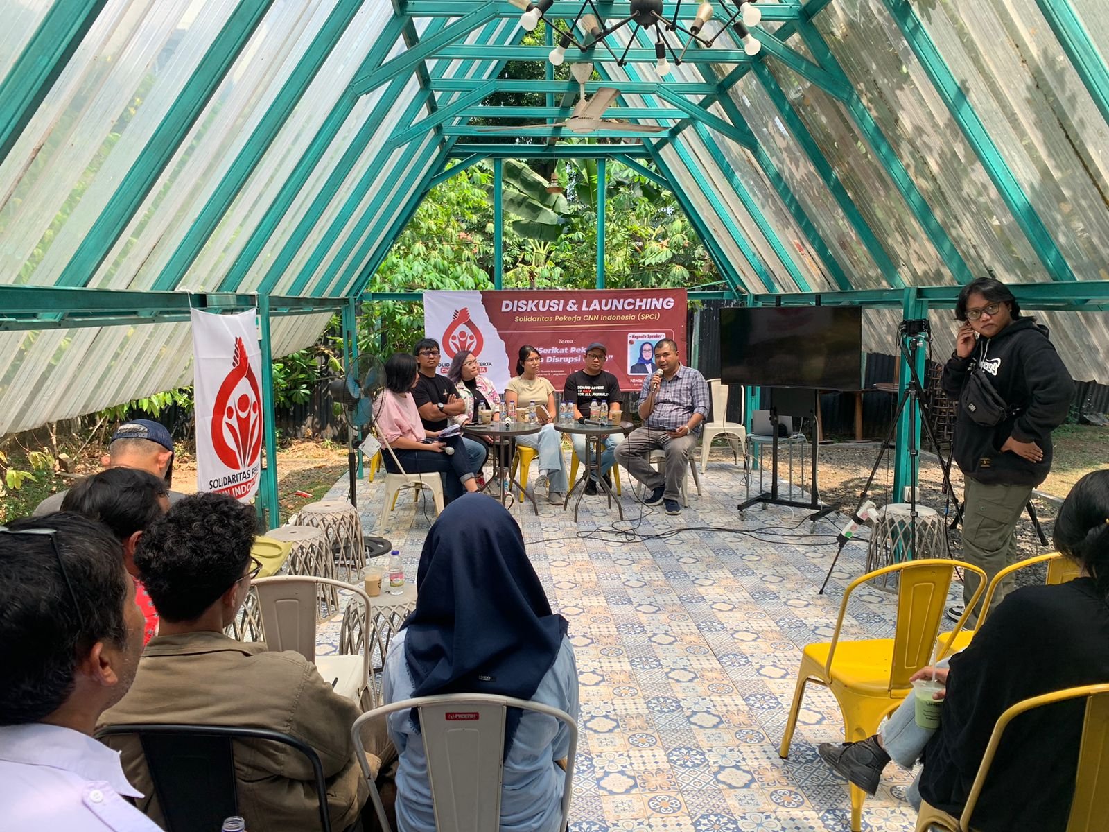 Karyawan CNN Indonesia mendirikan serikat pekerja bernama Solidaritas Pekerja CNN Indonesia (SPCI) sebagai wadah bagi karyawan perusahaan ini untuk berorganisasi dan memperjuangkan serta melindungi haknya. Foto: AJI Jakarta