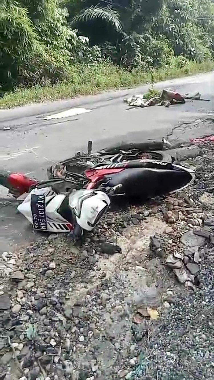 Pendeta Tewas Dilindas Truk Batu Bara Kalsel!