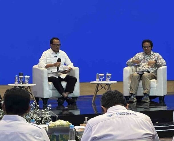 Menhub Bongkar Penyebab Mahalnya Tiket Pesawat