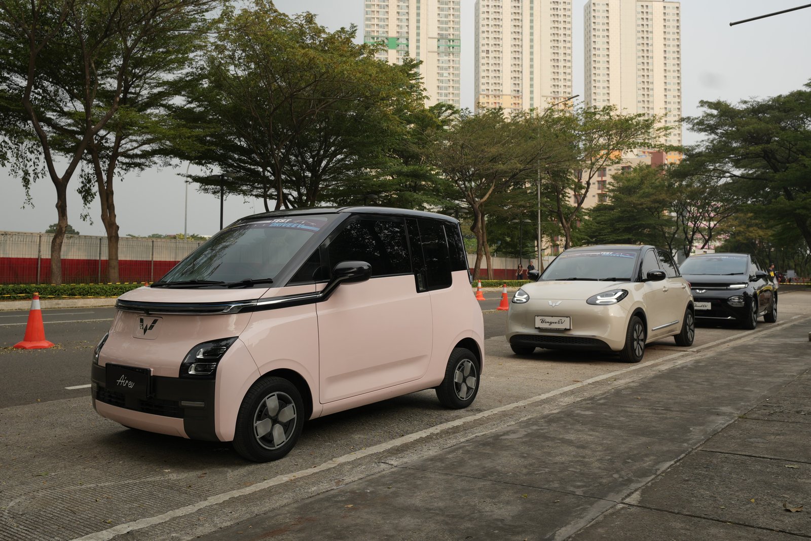 Wuling meraih penghargaan Green Car of The Year ini dianugerahkan untuk Wuling EV ABC Stories. Foto: dok. Wuling