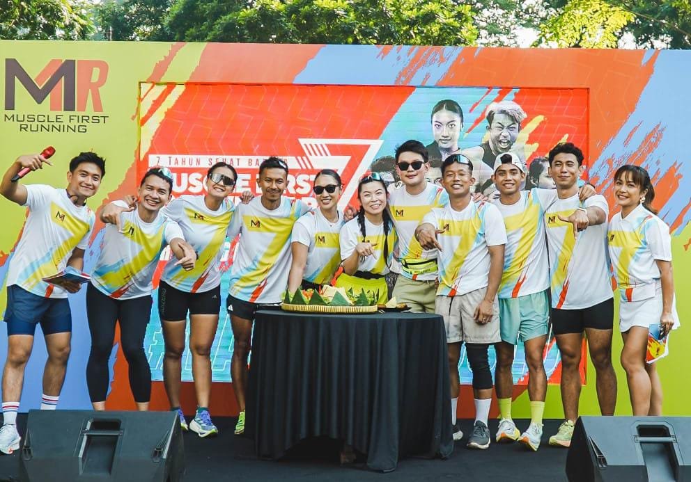 700 Pelari Ramaikan Fun Run 7K di HUT Muscle First Ke-7