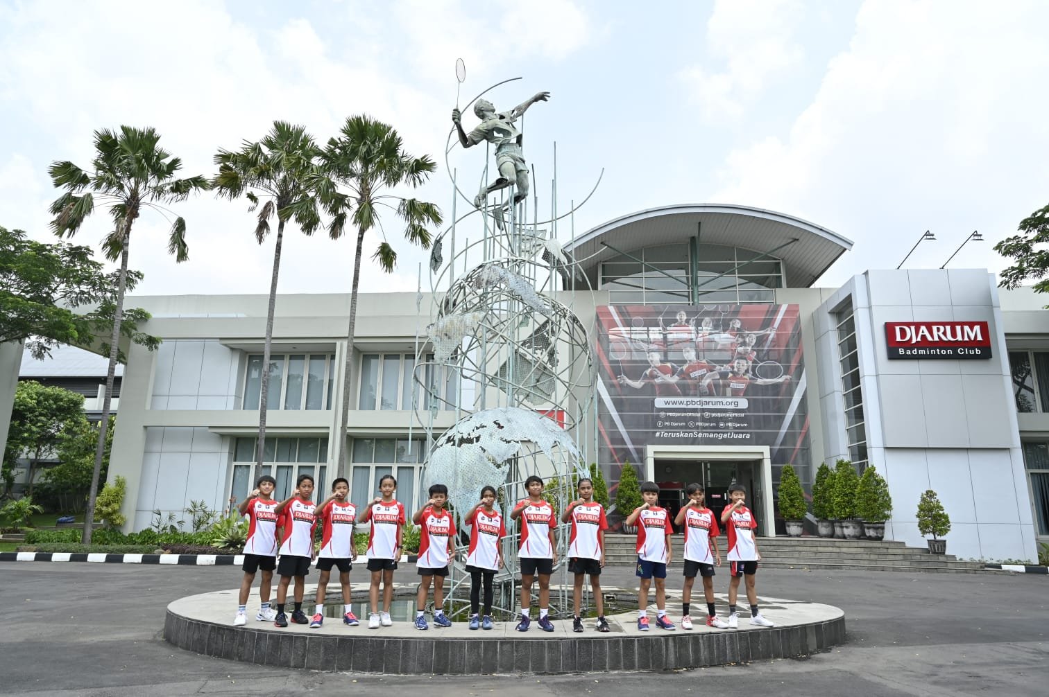 11 Pebulutangkis Muda Resmi Bergabung PB Djarum